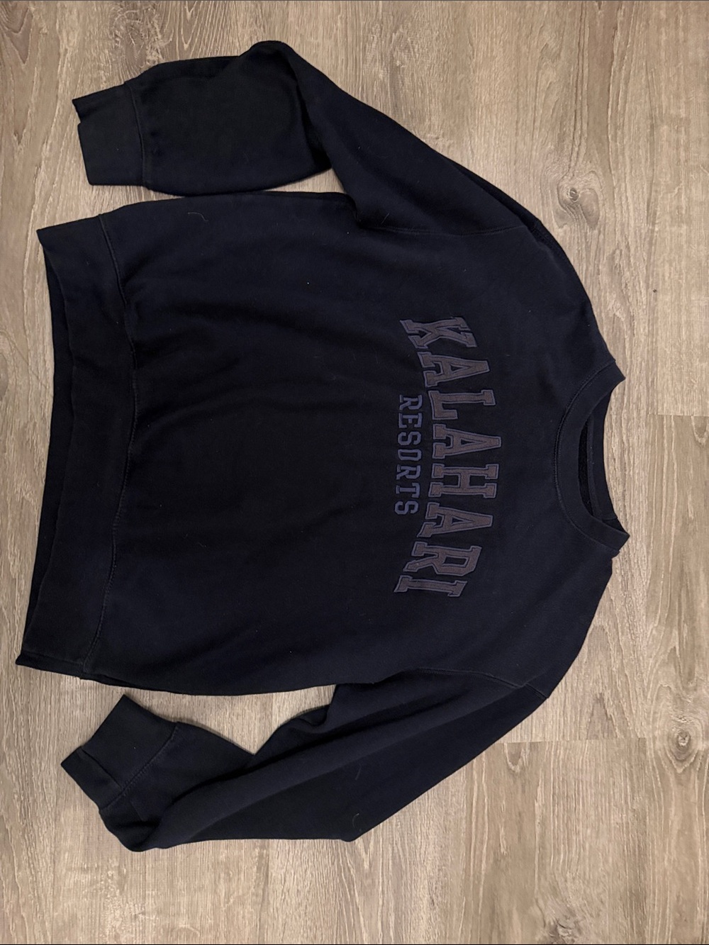 Kalahari Resorts Men's Black Crewneck Sweatshirt